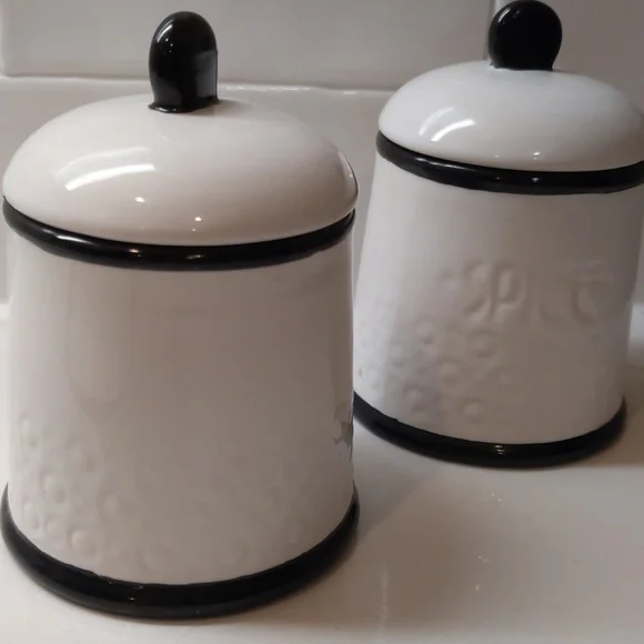 🌿 ANTHRO Black "Striped Spice Jar" by Biscuit - Picture 4 of 6